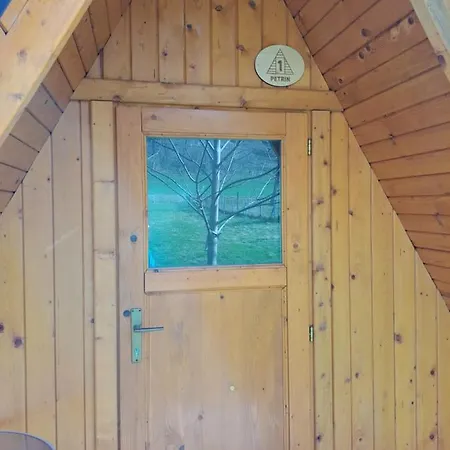 Hotel Glamping Hiske Petrin à Tolmin Extérieur photo