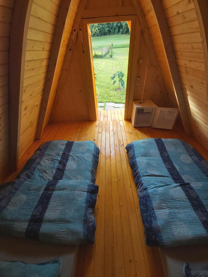 Tente de luxe Glamping Hiske Petrin *