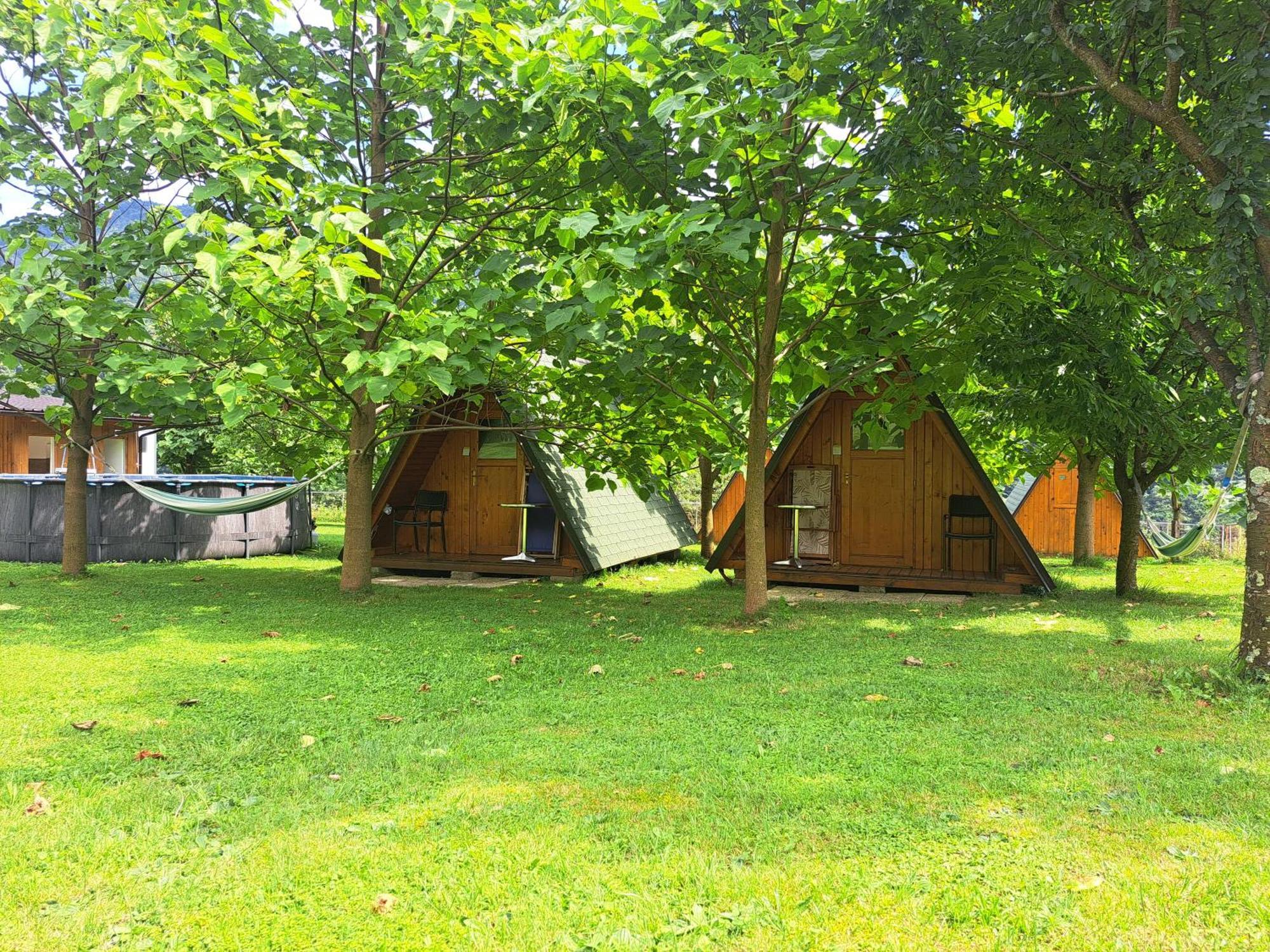 Glamping Hiske Petrin *